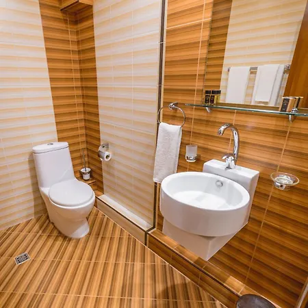 Eleganza Family - Free Parking Hotel Sofia