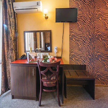Eleganza Family - Free Parking فندق 2*